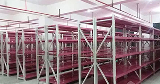 物超所值的中型倉儲貨架   勝通貨架為您量身定制