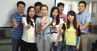 努力創(chuàng)新，團(tuán)結(jié)一致 記2015勝通倉儲(chǔ)年中總結(jié)大會(huì)