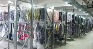 杭州衣香麗影女裝貨架來自勝通倉儲，您知道嗎？