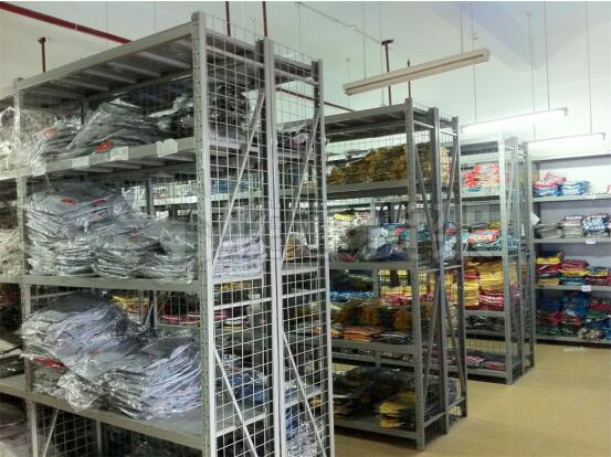 超市貨架定制，勝通貨架更專業(yè)