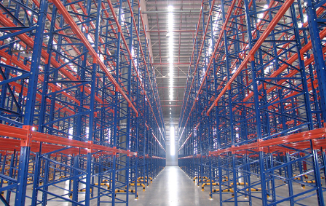 杭州某成套開(kāi)關(guān)廠多組重型貨架安裝完畢