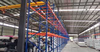 倉庫里換上勝通重型貨架，浙江閩鋒化學(xué)有限公司可算是放心了！