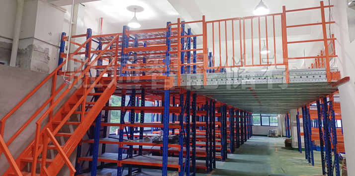 勝通閣樓貨架入駐浙江海盾倉庫，承重性強(qiáng)，儲存更驚人！