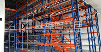 倉庫變?nèi)龑樱邑洸毁M(fèi)勁！紹興防護(hù)企業(yè)的閣樓貨架選對(duì)了