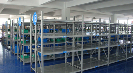 輕型貨架特點(diǎn)展示