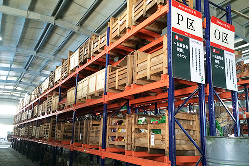 重型貨架.jpg