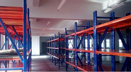 勝通貨架.jpg 勝通貨架.jpg