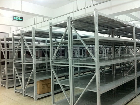 重型貨架，中型貨架，模具貨架.jpg