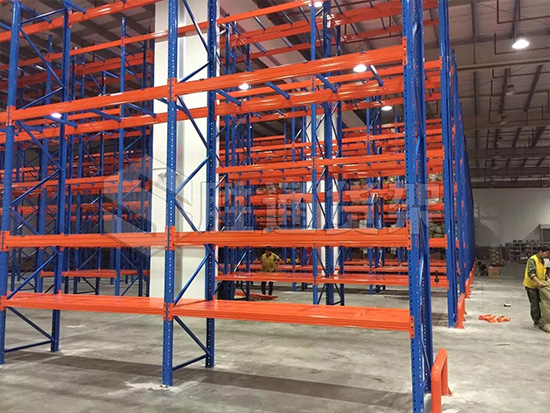 重型貨架.jpg 重型貨架.jpg