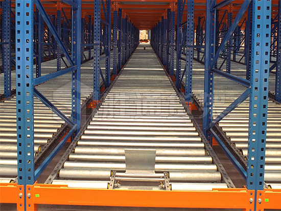 重力式貨架.jpg 重力式貨架.jpg