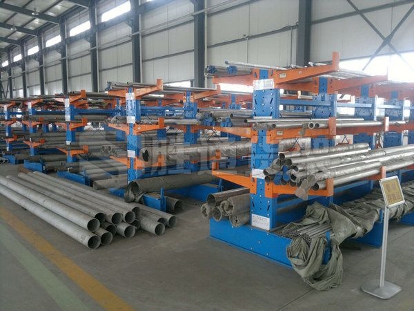 勝通懸臂貨架(7).jpg 勝通懸臂貨架(7).jpg