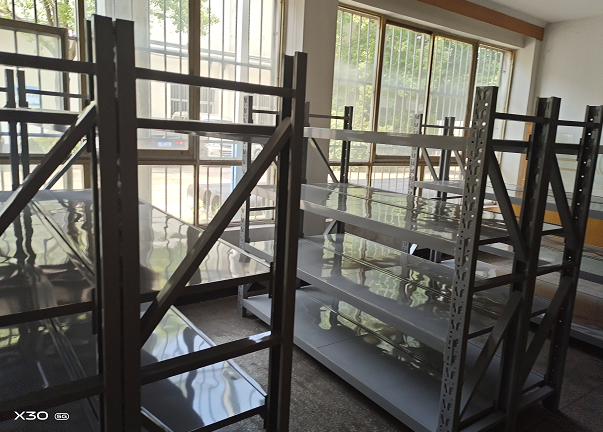 晉財金屬中型貨架.png 晉財金屬中型貨架.png