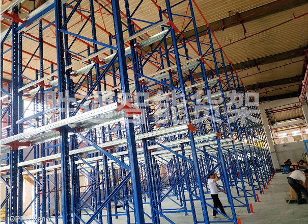 貫通貨架.jpg 貫通貨架.jpg