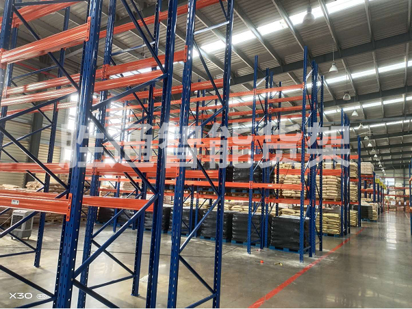 科普特橫梁貨架.jpg 科普特橫梁貨架.jpg