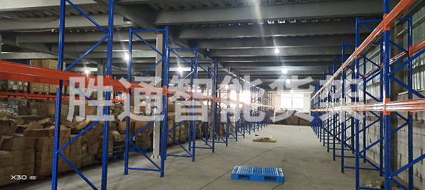 品輝橫梁貨架.jpg