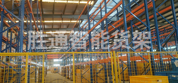金維克重型橫梁貨架.jpg 金維克重型橫梁貨架.jpg