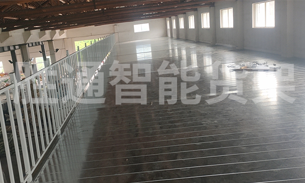 安吉樂生鋼平臺(tái).jpg 安吉樂生鋼平臺(tái).jpg