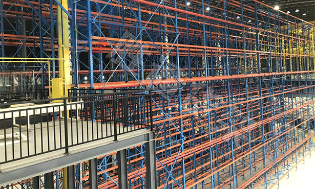 麒盛科技自動(dòng)化貨架安裝.jpg 麒盛科技自動(dòng)化貨架安裝.jpg