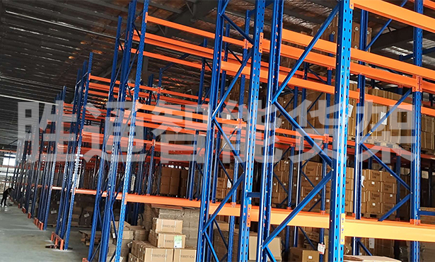 華奧斯園林工具重型橫梁貨架安裝.jpg 華奧斯園林工具重型橫梁貨架安裝.jpg