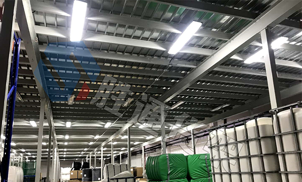 德沃爾無紡布鋼平臺(tái)貨架.jpg 德沃爾無紡布鋼平臺(tái)貨架.jpg