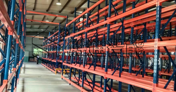 勝通重型貨架，一款讓嘉興邁思特倉庫“擴(kuò)大”3倍的好貨架！