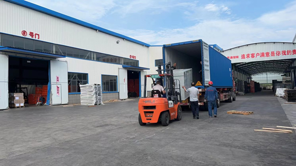 600個面料框直發(fā)海外，宏思企業(yè)表示勝通貨架就是靠譜！