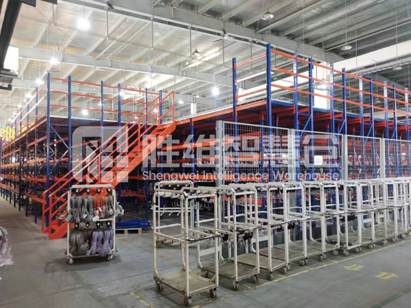 閣樓貨架 閣樓貨架