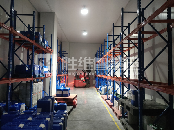 重型貨架600.jpg 重型貨架600.jpg