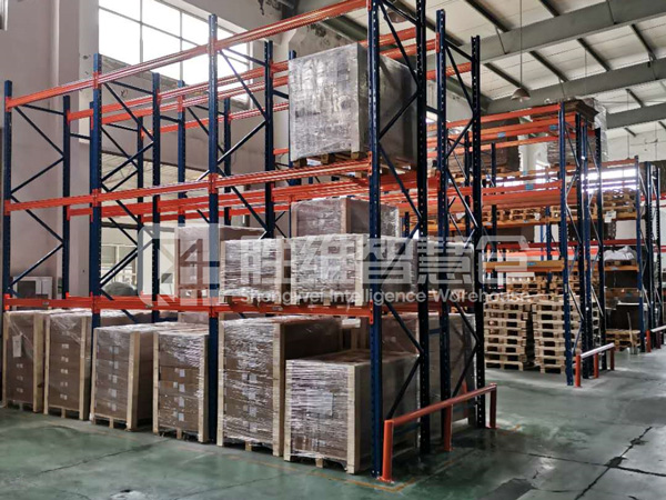 軟管重型貨架600.jpg 軟管重型貨架600.jpg